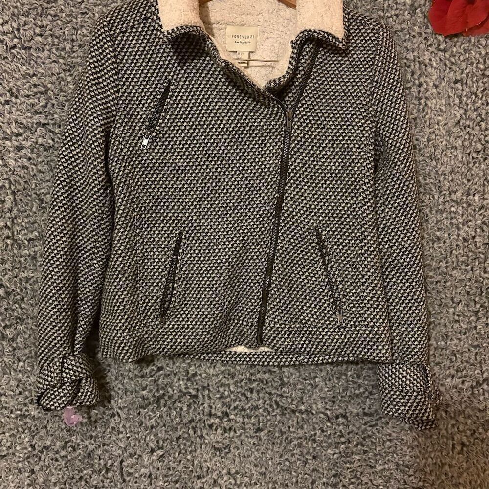 Forever 21 Women's Faux Shearling Jacket L Multicolor Sherpa Lined